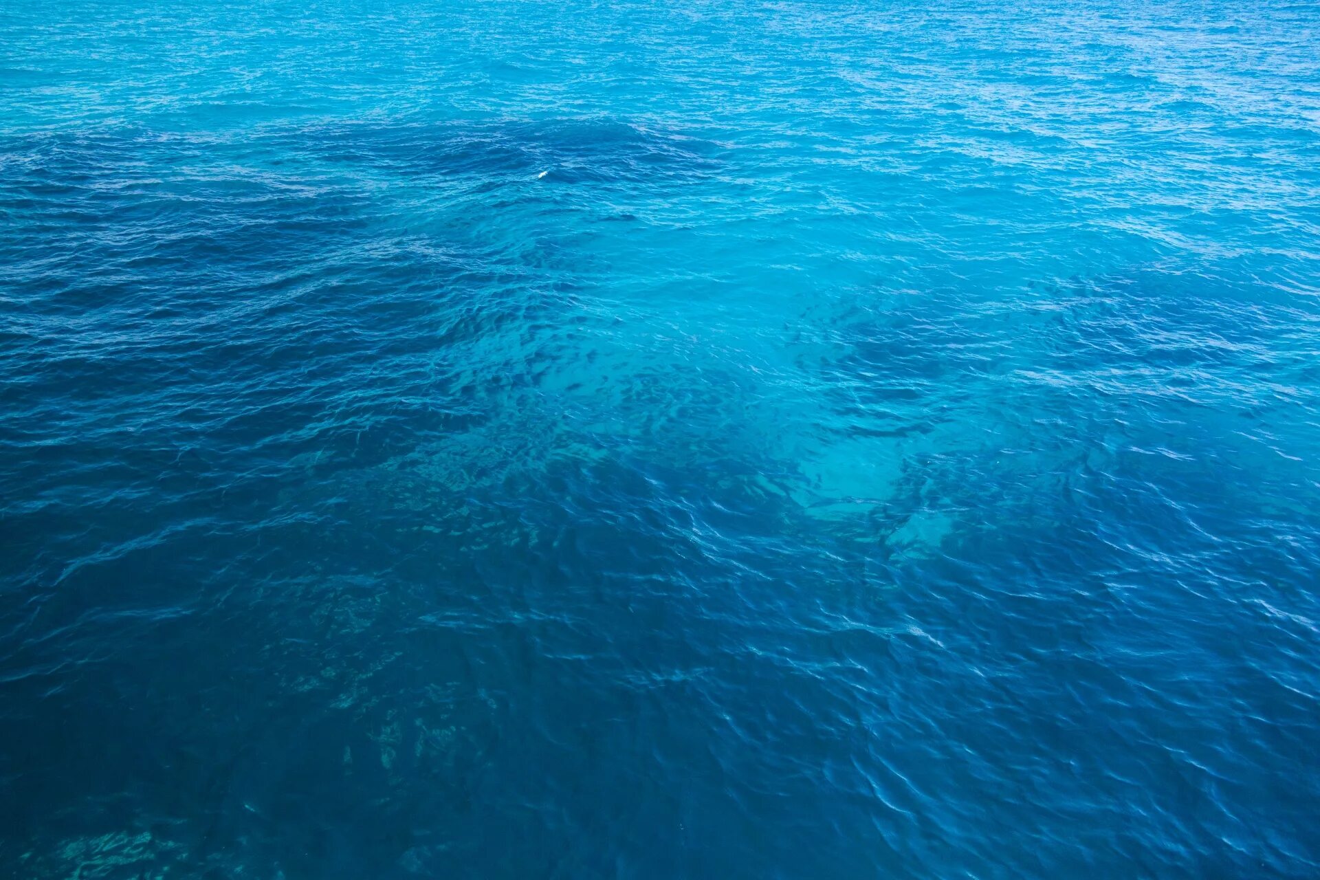 Океан голубая вода. Море вода. Голубое море. Поверхность моря. Фон море.