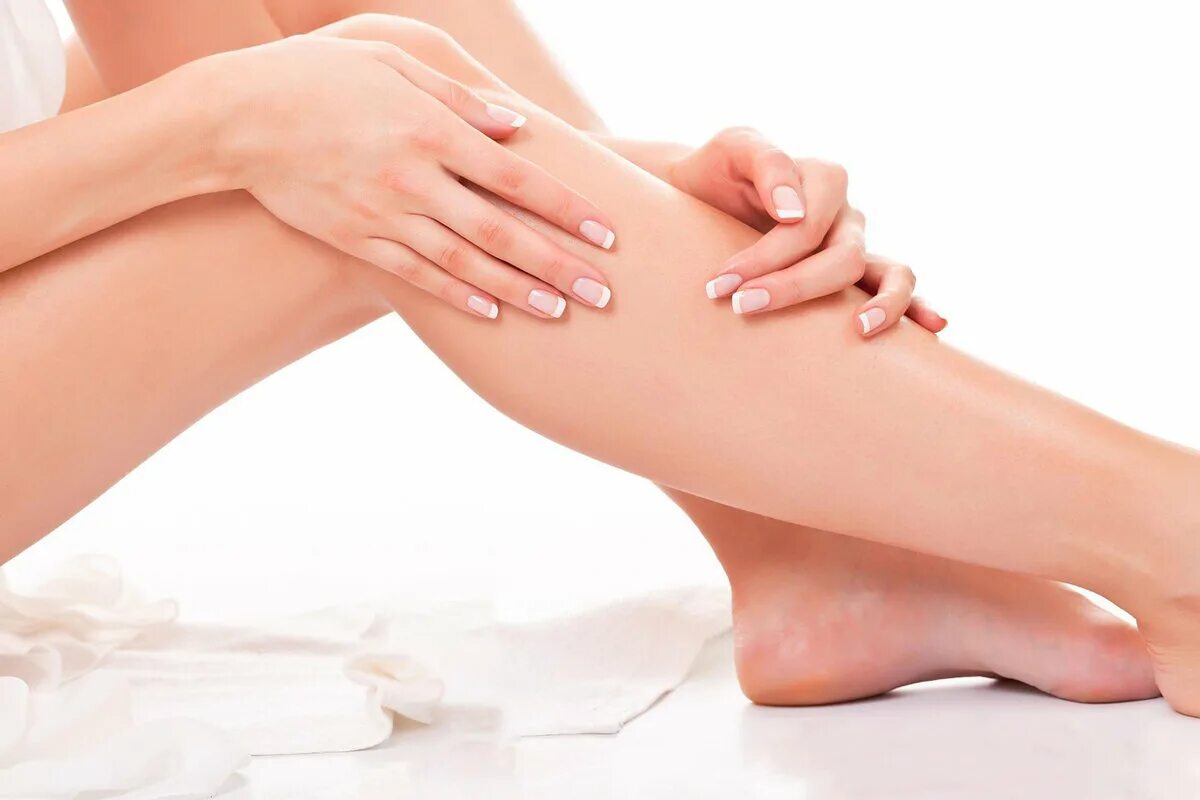 Фрамбезийный гиперкератоз. Сухая кожа ног у женщины причины. Сухая кожа ног у женщины причины. Бородавчатая эпидермофития. Варикоз красивые ноги.