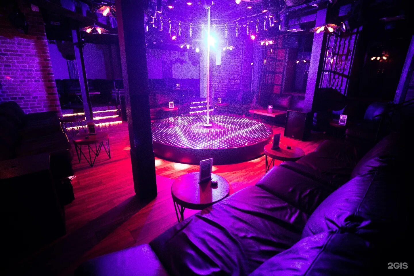 стриптиз-бар zажигалка барнаул. бар "zажигалка". бар "zажигалка". стриптизерши зажигалка. зажигалка брянск мужской клуб.