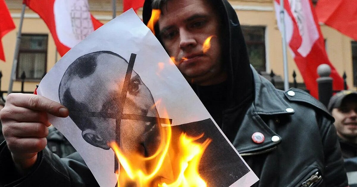 Поляки ненавидят. Поляки против бандеры. польша против бандеровцев. поляки против бандеровцев. поляки против хохлов.