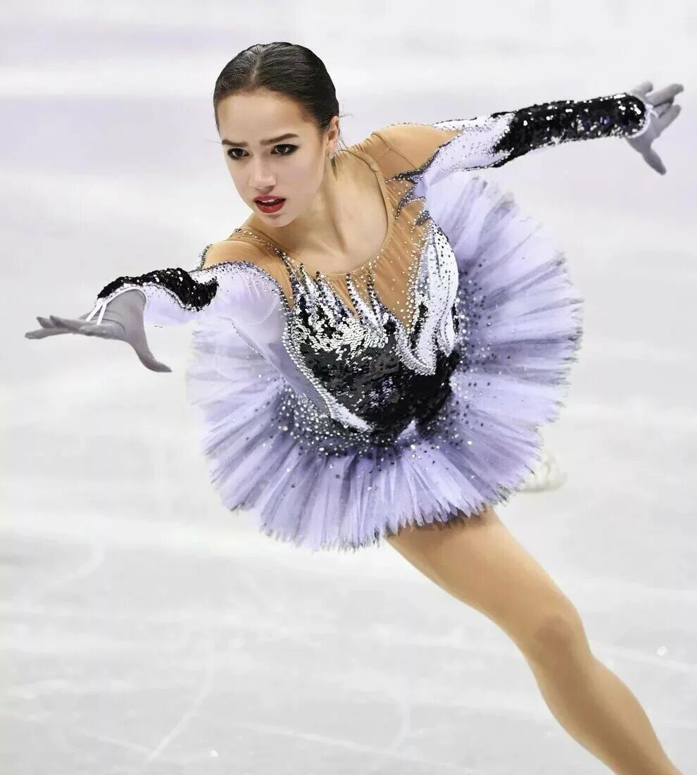 Figuristka Alina Zagitova.