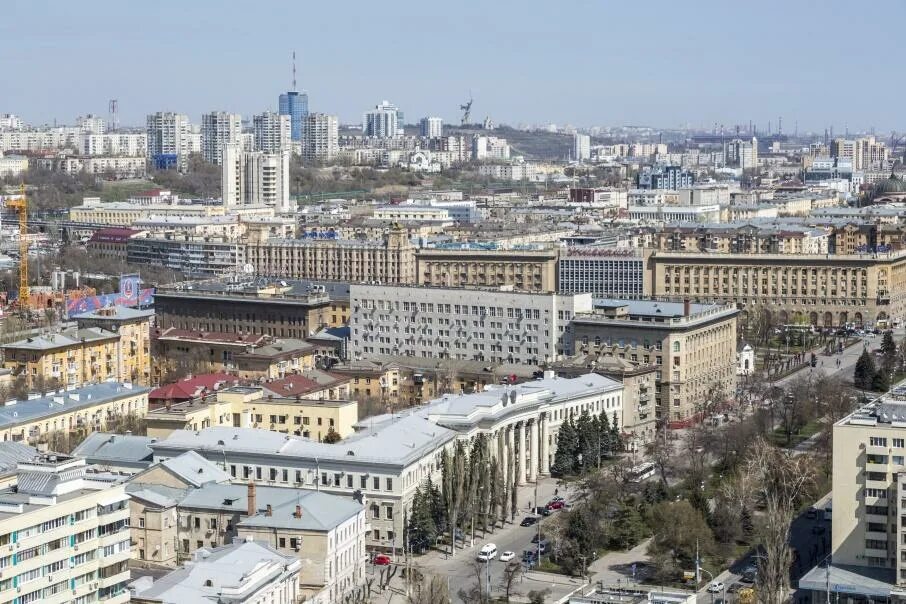 Волгоград центр. Волгоград современный город. Волгоград центральная улица фото. Волгоград с высоты птичьего полета. Волгоград площадь города.