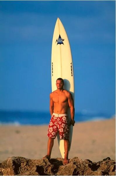 Джей дровнед серфингист. Jay moriarity 1978-2001. Джей серфингист. Джей серфингист. Джей серфингист.