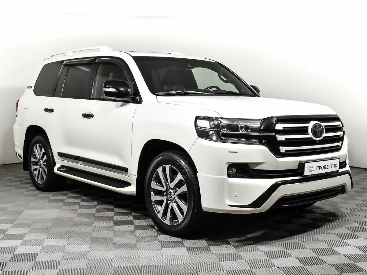 Тойота 200 2017. Toyota land cruiser 2017 белый. тойота ленд крузер 200 2016 белый. cruiser 200 2016. land cruiser 200 2016 белый.