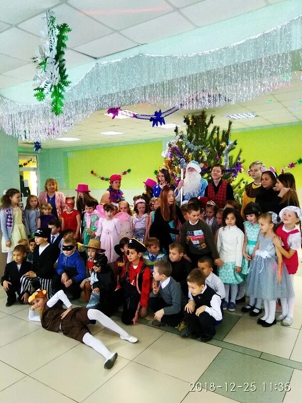 Полетаевская школа 10. Полетаевская школа сош 10. Полетаевская школа. Моу полетаевская сош. Моу полетаевская сош учителя.