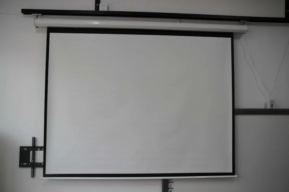 Моторизированный экран про-экран МС-н600. VISUSCREEN 500 (2087-230) Zeiss экран для проектора. Экран для проектора ym1883857. Полотно для проектора. Мс экран