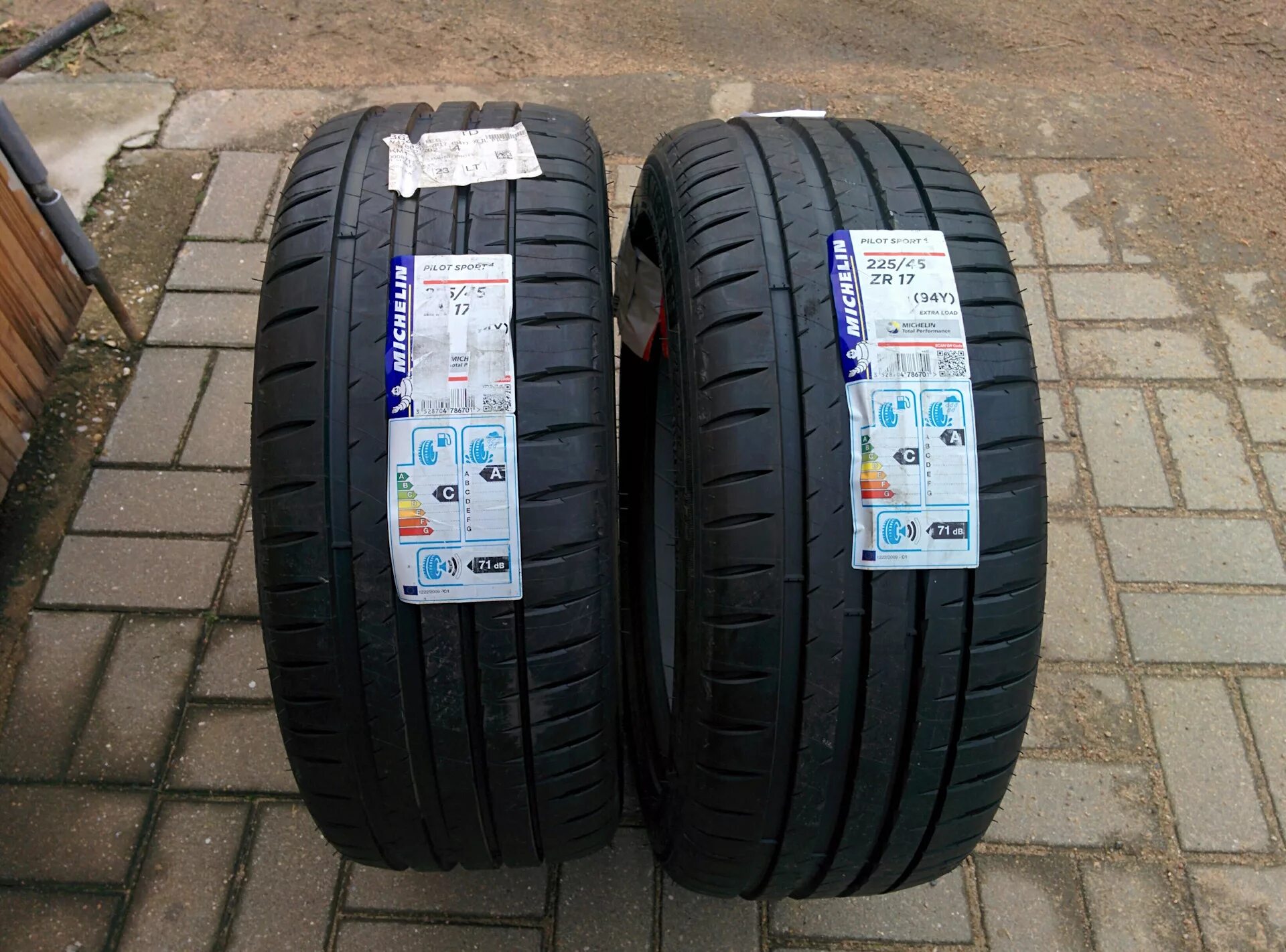 Michelin Pilot Sport 4. Мишлен пилот спорт 4 245 45 19. Michelin Pilot Sport 4 225/55 r19. Michelin ps4 205/55 r16. Pilot sport r16