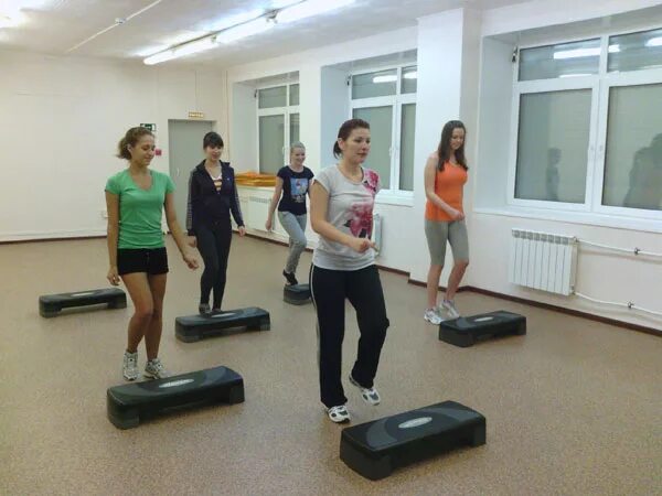 Степ урок 2. Колышлей степ аэробика 2014. степ аэробика черкесск балахонова 46. аэробика в школе. степ аэробика в школе.