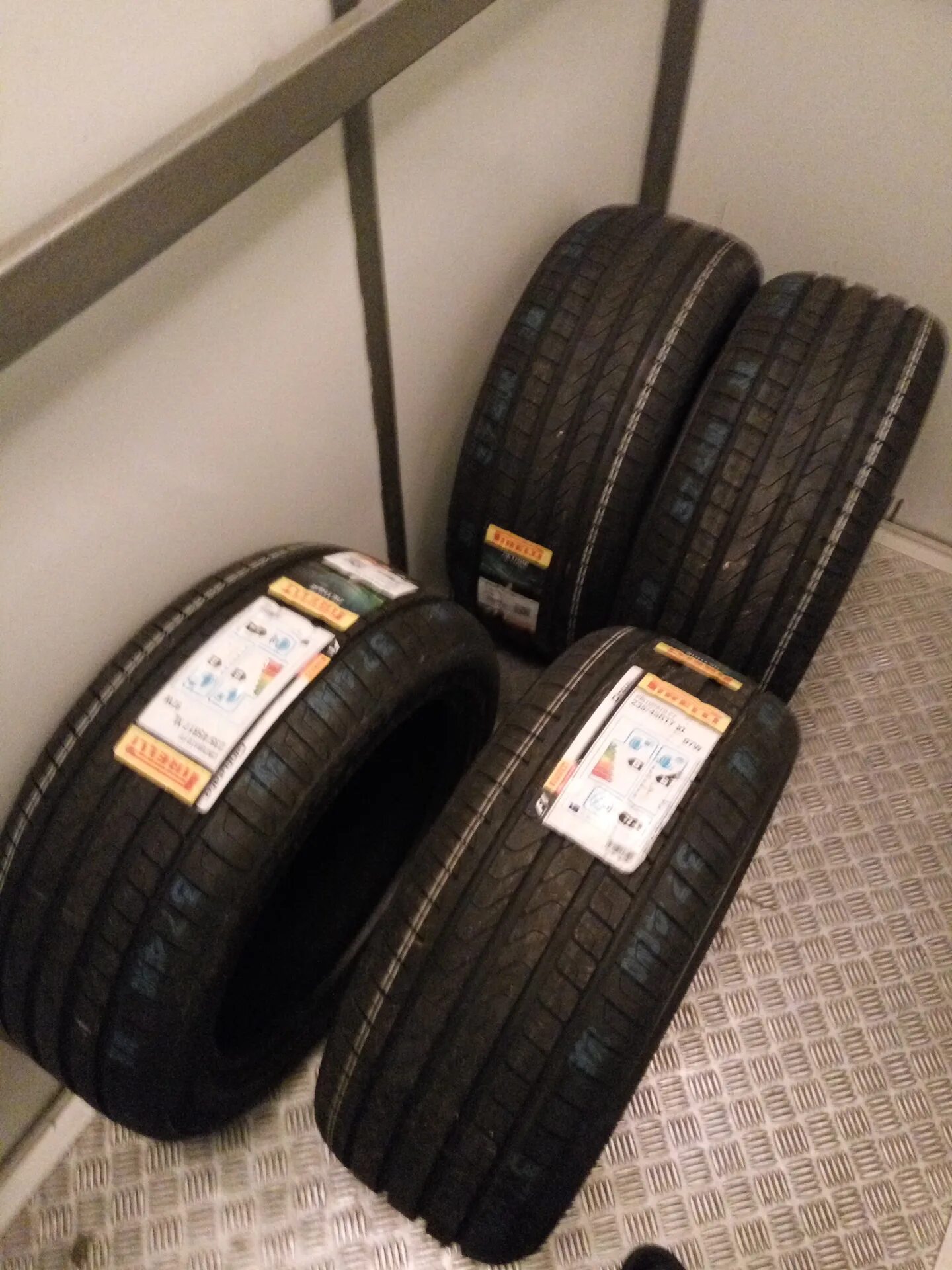 Шина 235 45 17 лето. 235/45/17 Pirelli Cinturato p7. Pirelli Cinturato p7 драйв. Pirelli 17". Pirelli wsz 235/45 17.