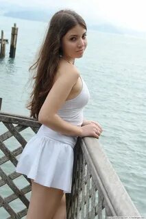 Galeri Foto Model Cantik Barat 5 