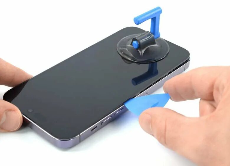 Разбитый айфон 11 про макс. Сломанный iphone 11 pro. Apple pup atr. Поменять заднее стекло айфон 13 про. Замена стекло 14 pro max.