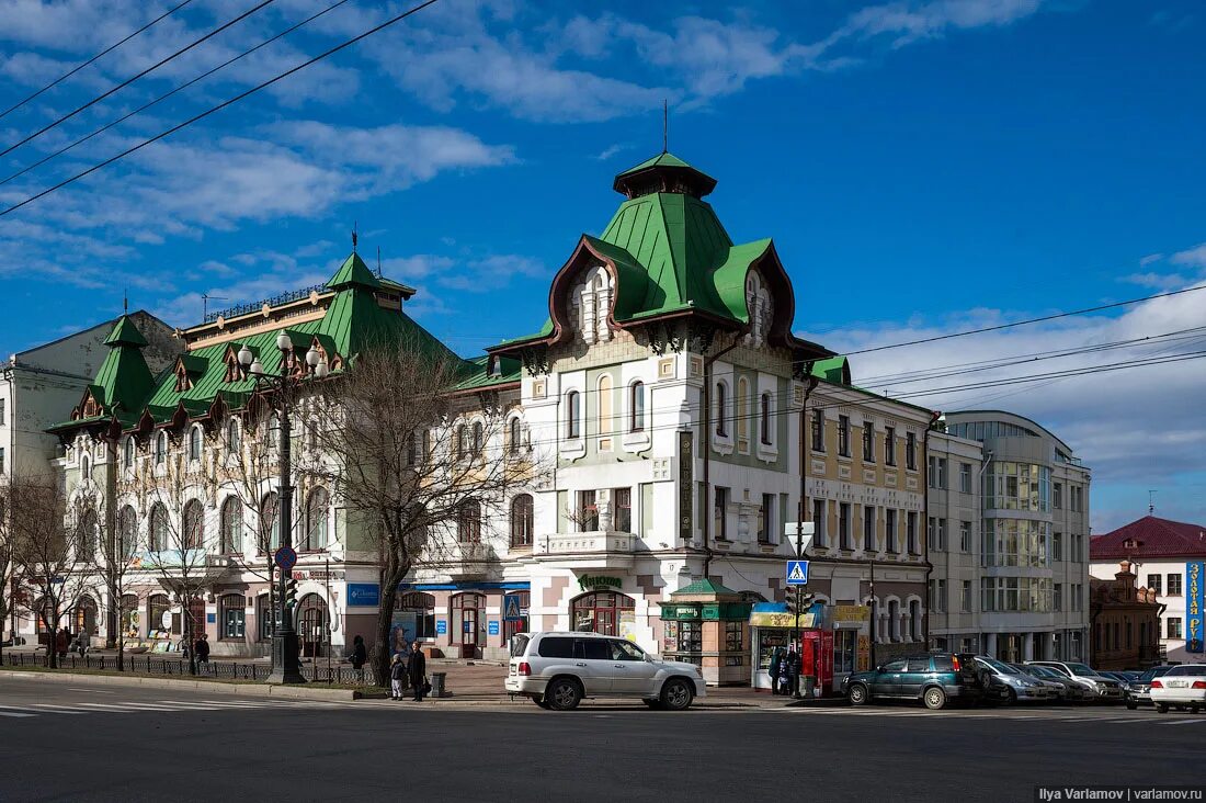 Хабаровск ул толстого. Хабаровск улицы. Хабаровск холмы. Центр Хабаровска улицы.