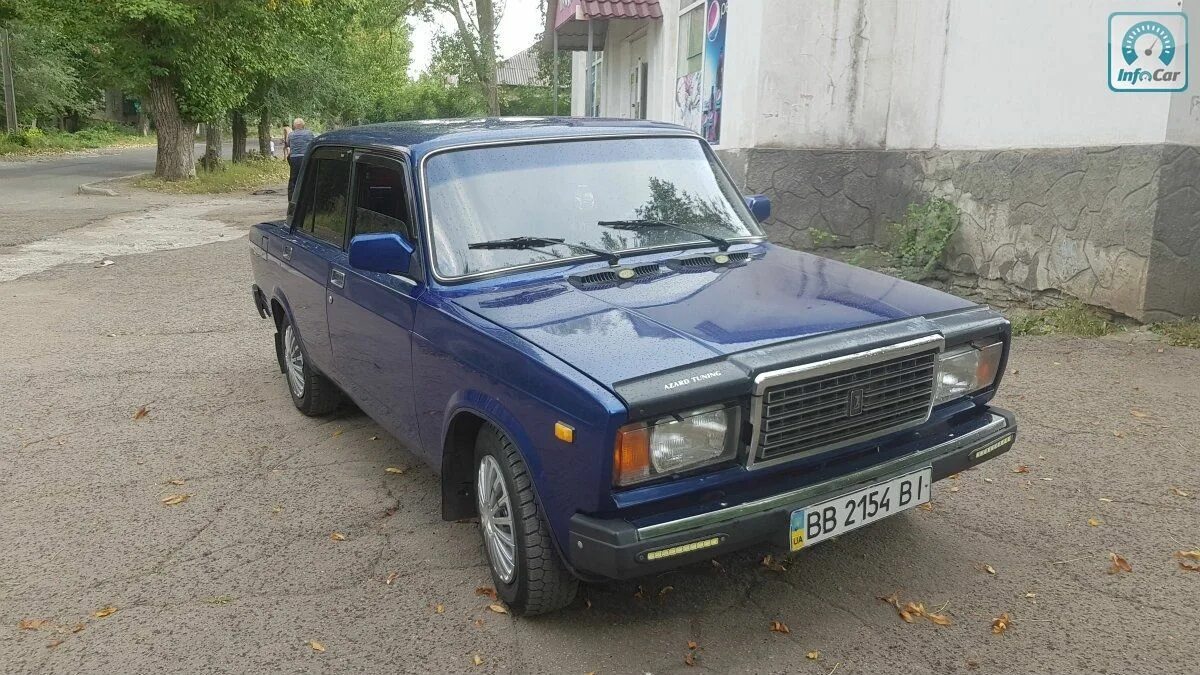 Вазы луганск. Ваз 2107 2008 г. ваз 2107 2008. ваз 2107 2008 года. ваз 2107 луганск.