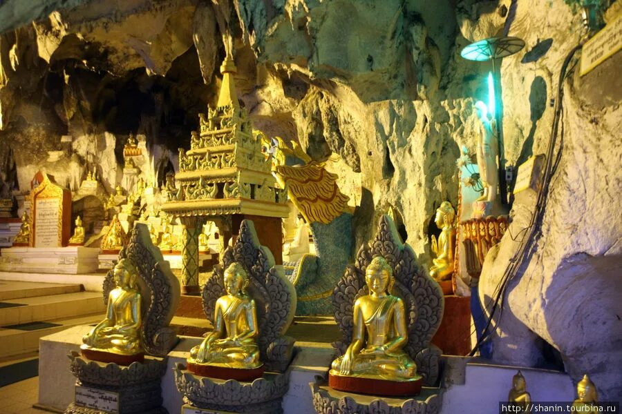 Пещеры будды. Пещера десяти тысяч Будд Китай. Тайланд пещерный храм Будды. Пещера 10000 Будд Китай. Статуи 1000 Будды Мьянма.