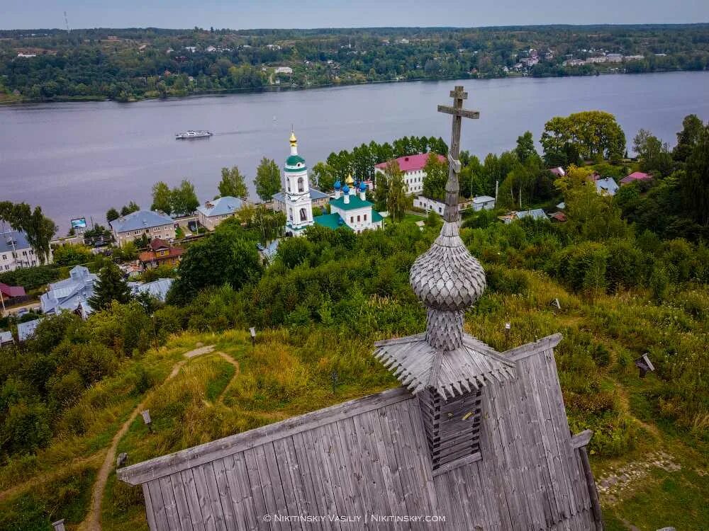 Город плёс гора Левитана. Левитановский Плес. Плёс город Церковь Левитана. Петропавловская гора Плес.