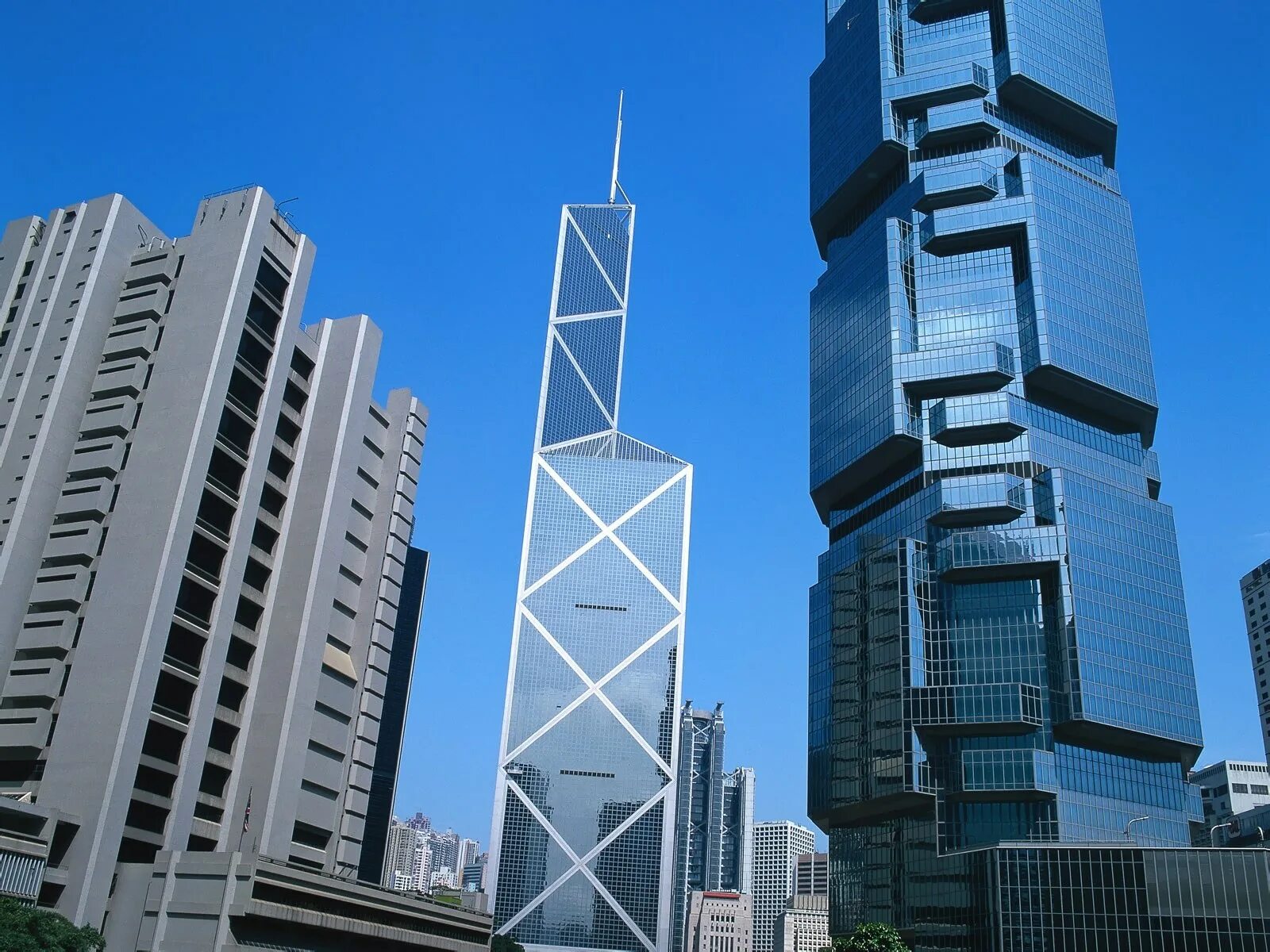 Небоскреб гонконга скайскрепер. Высокое здание. Skyscrapers hi. Бэй юймин архитектура. Современные здания.