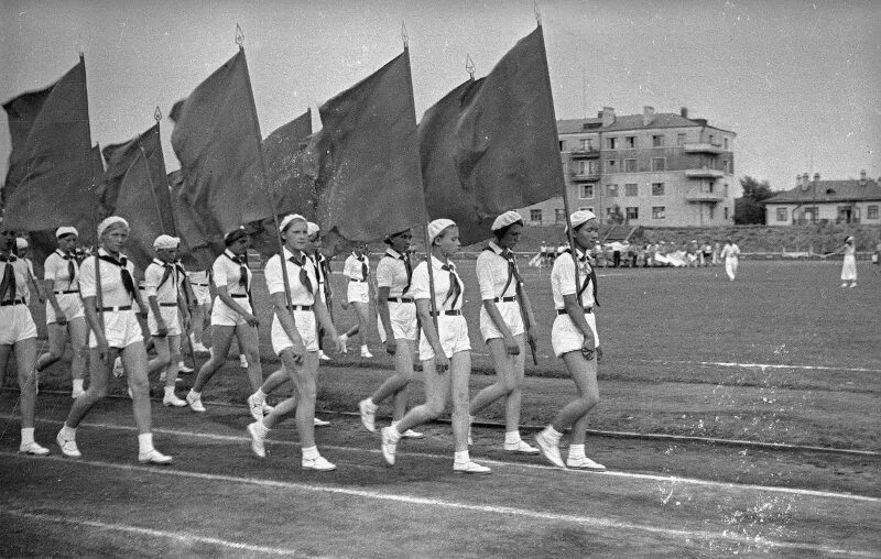 Стадион юных пионеров 1930. Стадион юных пионеров 1950. Стадион юных пионеров на Ленинградке. Стадион юных пионеров Москва 1928.