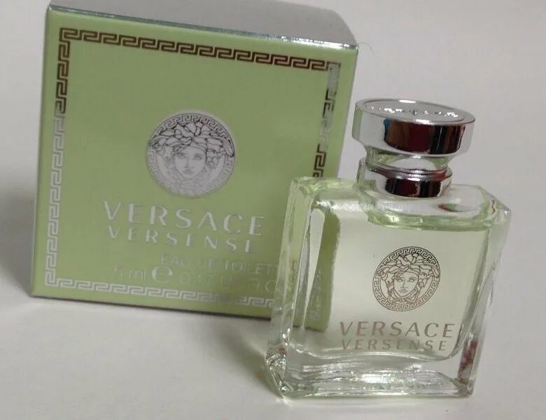 Версаче версенс миниатюра. Versace Versense 30ml. Миниатюра духов Versace Versense. Versace Versense миниатюра 5 мл. Versace versense купить