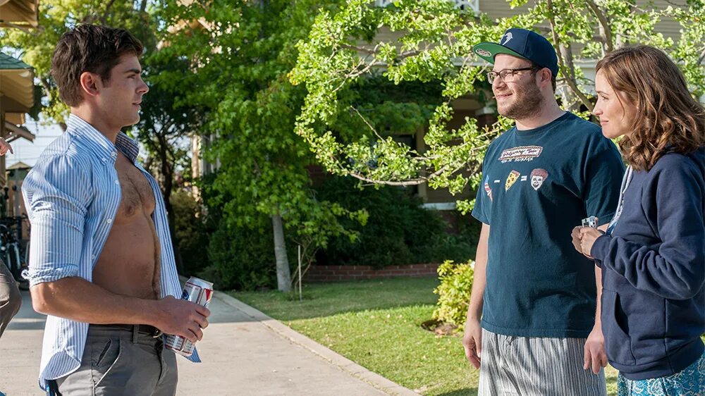 Зак эфрон соседи на тропе войны 2. Друзья на тропе. Друзья на тропе. Друзья на тропе. Две девушки на природе.