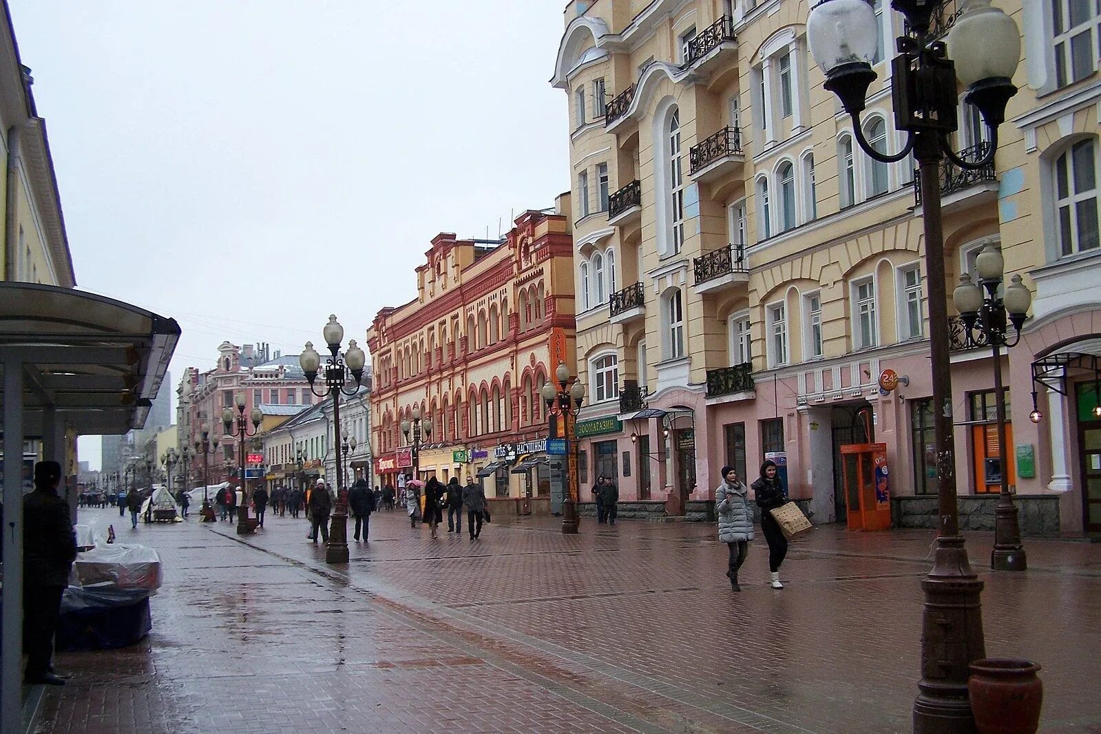 Центр москвы арбат. Площадь района арбат. арбат район москвы. москва 2006 арбат. арбат дистрикт.