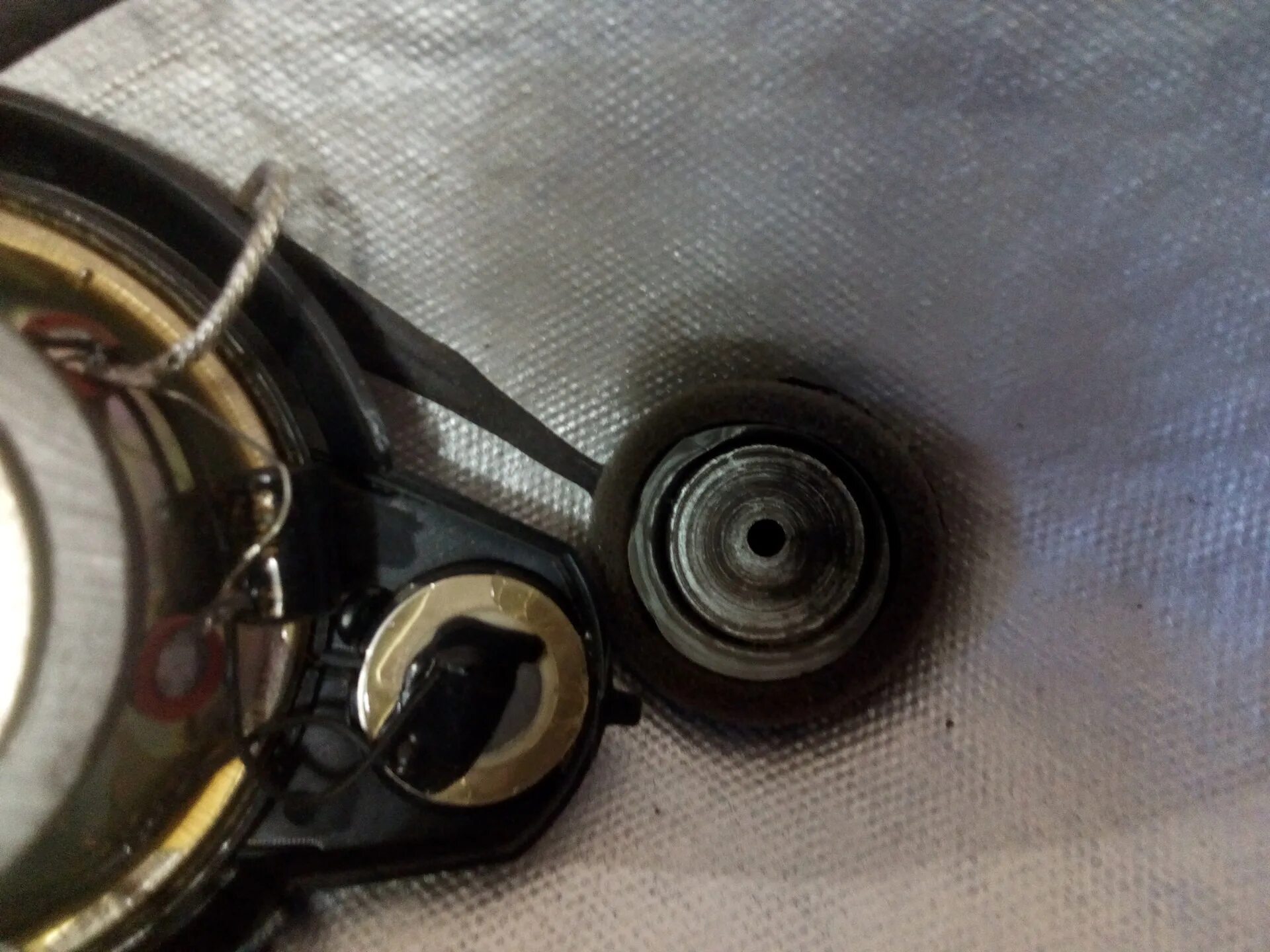 Ультразвук для очистки динамиков. Колонка громкости андроид. Очиститель динамиков. Ультразвук для очистки динамика. Ультразвук для очистки динамиков.