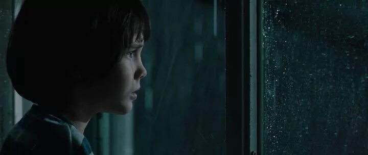 Пожиратели трейлер на русском. Пожиратели трейлер на русском. Intruders 2011. Пожиратели трейлер на русском. Пожиратели трейлер на русском.