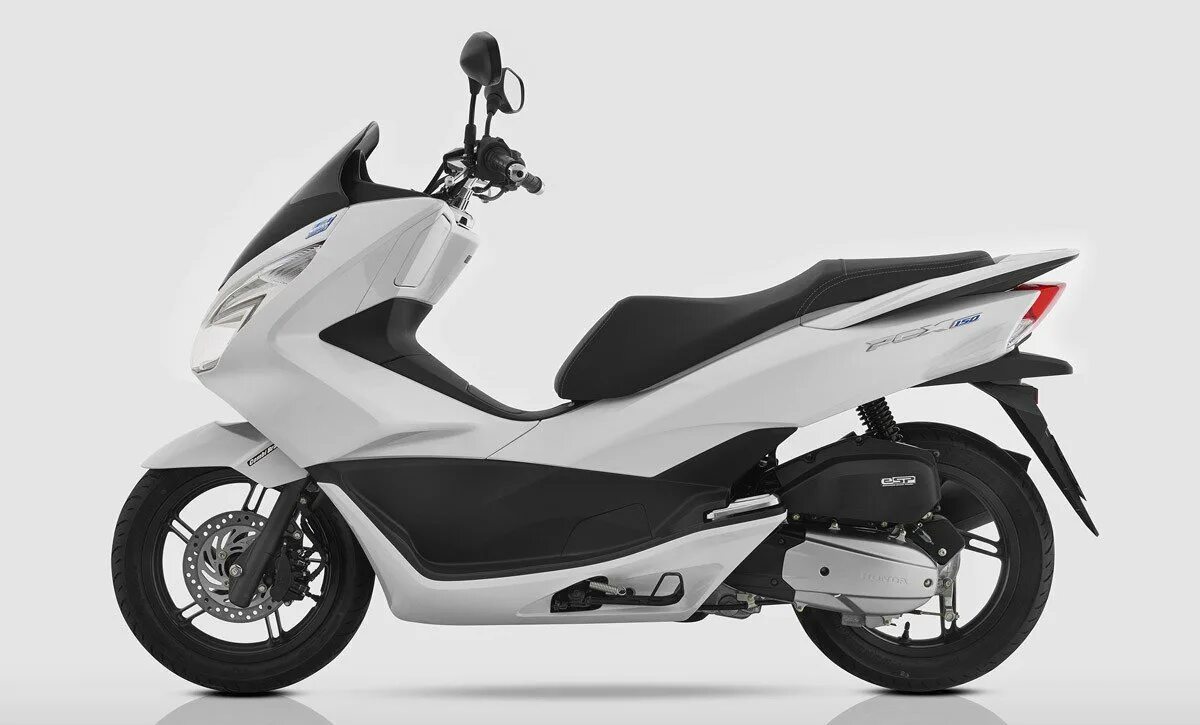 Honda 150 скутер. Honda PCX 150. Скутер PCX 150. Yamaha PCX 150. Honda PCX 150 2017.