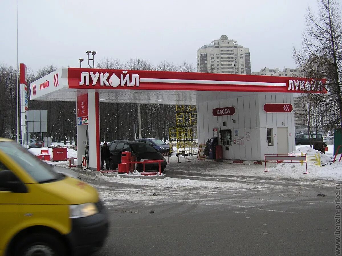 Первый профессиональный магазин масел на шереметьевской. Первый магазин масла. Название магазина масел. Первый магазин масла. Первый магазин масел на шереметьевской.