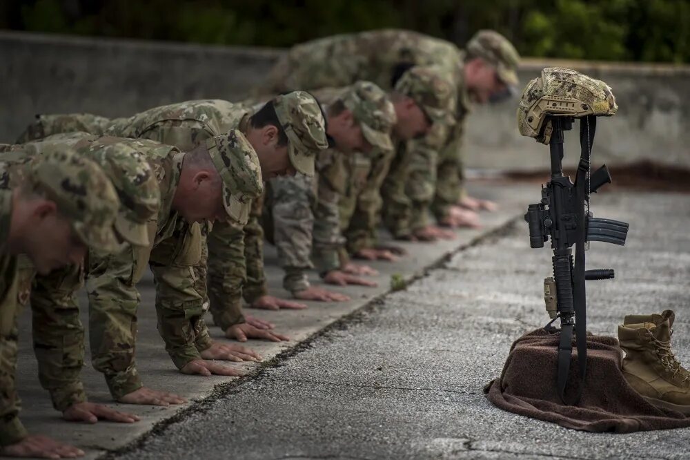 Hating soldiers