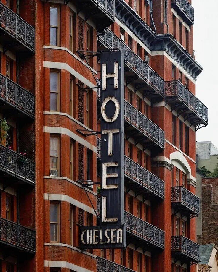 Нью-йорк. Chelsea hotel chords. Отель "челси", нью-йорк, сша. Нью-йорк. Chelsea, нью-йорк отель.