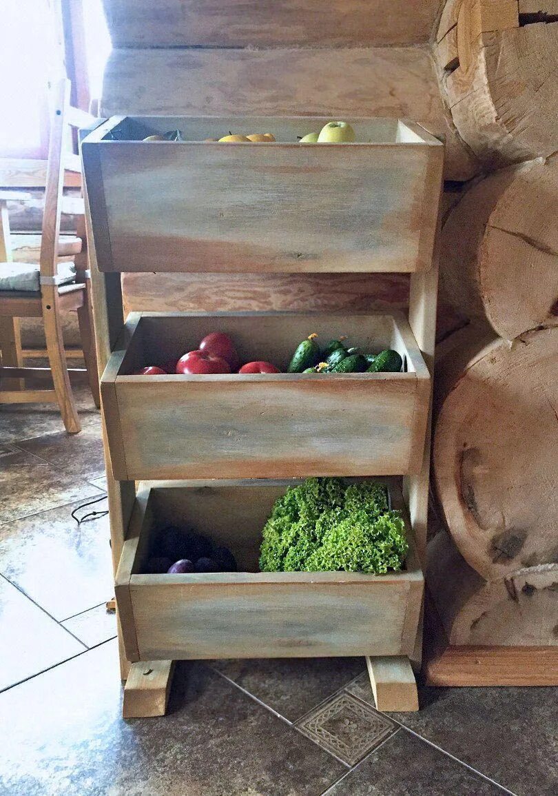 Хранение овощей своими руками. Этажерка для хранения овощей. Ящик для овощей в погреб. Ящики для хранения овощей в погребе. Деревянный стеллаж для хранения овощей.