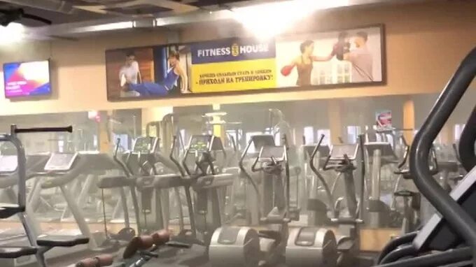 Фитнес хаус девяткино абонемент. Фитнес хаус девяткино. fitness house новое девяткино. фитнес хаус девяткино зал. бассейн фитнес хаус новое девяткино.