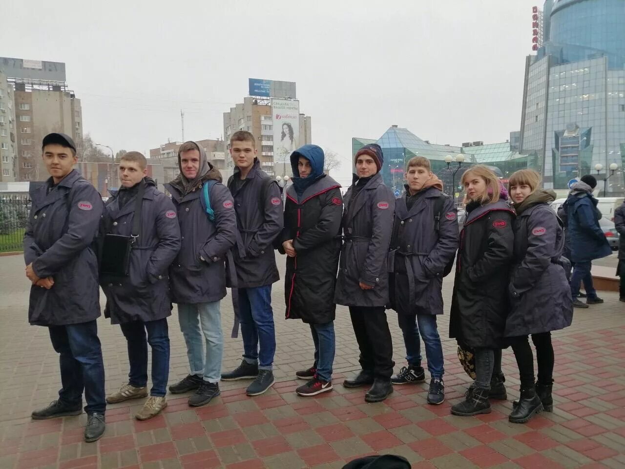 Самарский колледж железнодорожного транспорта имени а а буянова. Комсомольская площадь 26 самара. Самарский колледж железнодорожного транспорта им. Самкжт самара. Жд колледж самара.