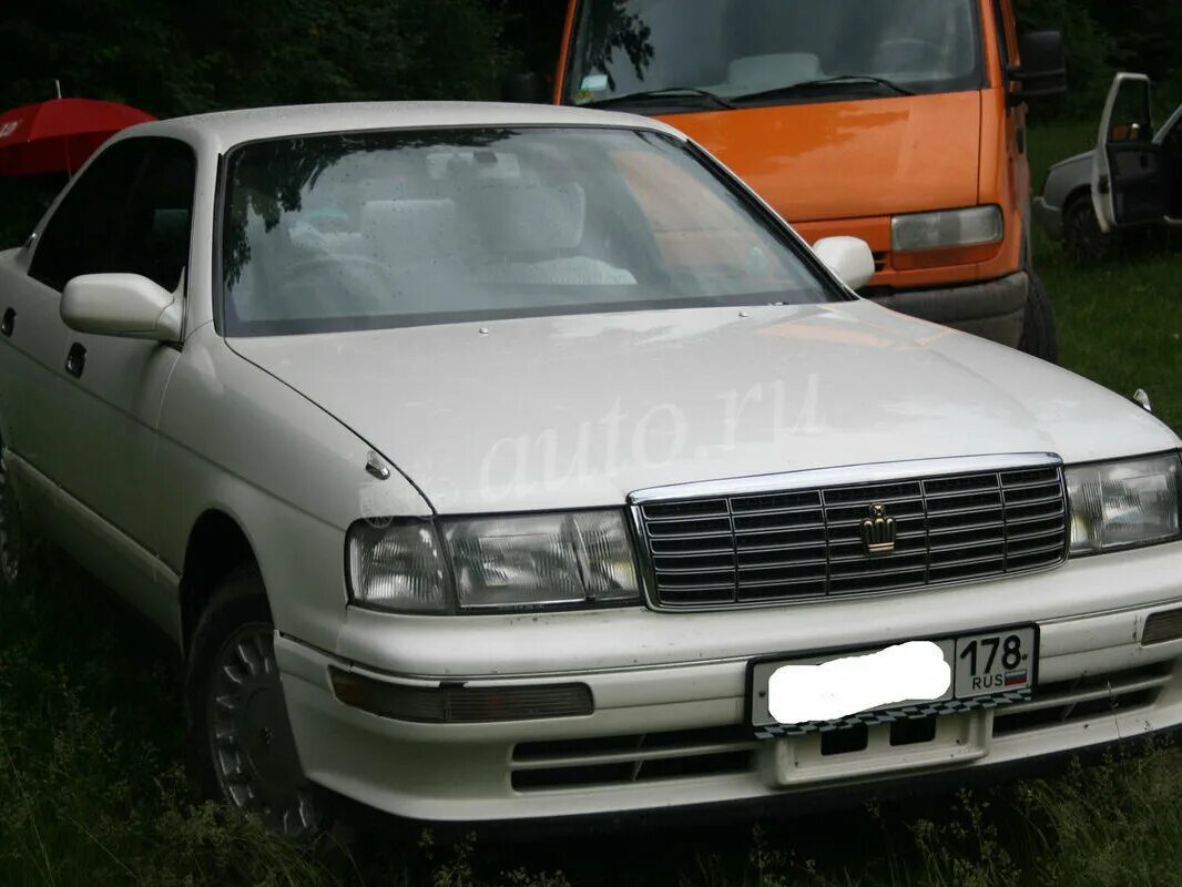 Купить тойоту 1995 года. Toyota Crown IX (s140). Toyota Crown 1995. Тойота Краун 140 белый. Toyota Crown s140 1995 года.