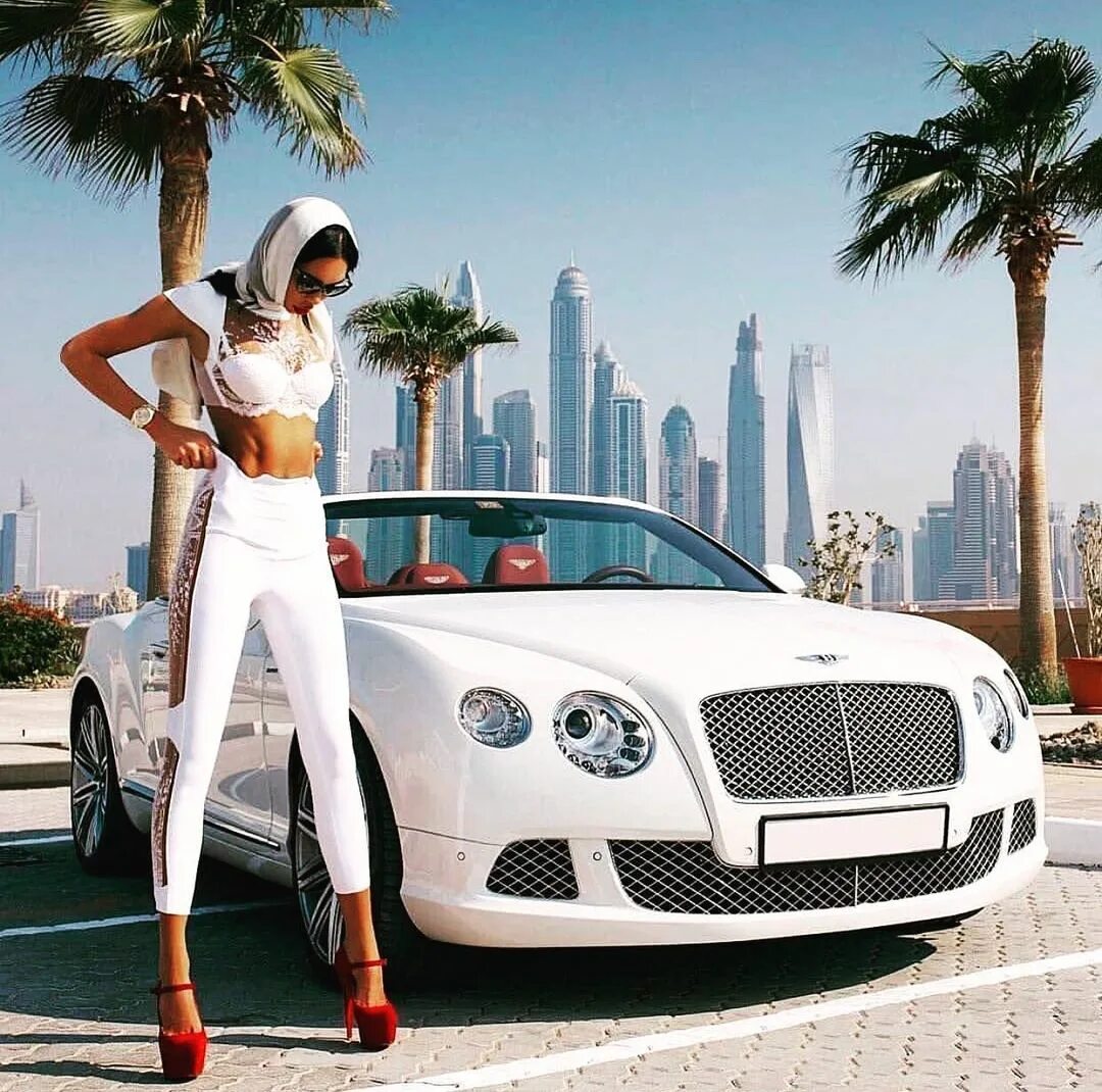 Достатке роскоши. Роскошь и богатство. Роскошь и богатство. Роллс ройс luxury. Достаток богатство.