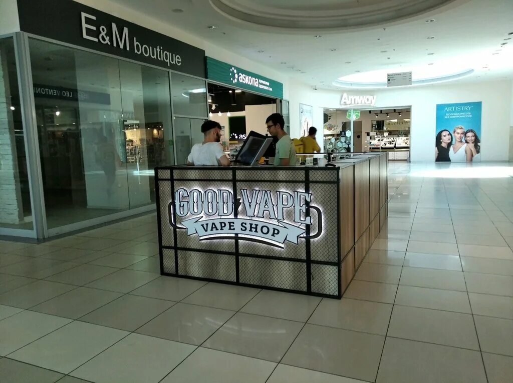 Vape shop фото. Вейп магазины в самаре. Miami vape shop. Вейп шоп самара. Vape shop самара.