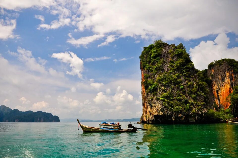 Тайланд в каком месяце лучше. Андаманское море. Средиземное море Тайланд. Тайланд море. Таиланд море или океан.