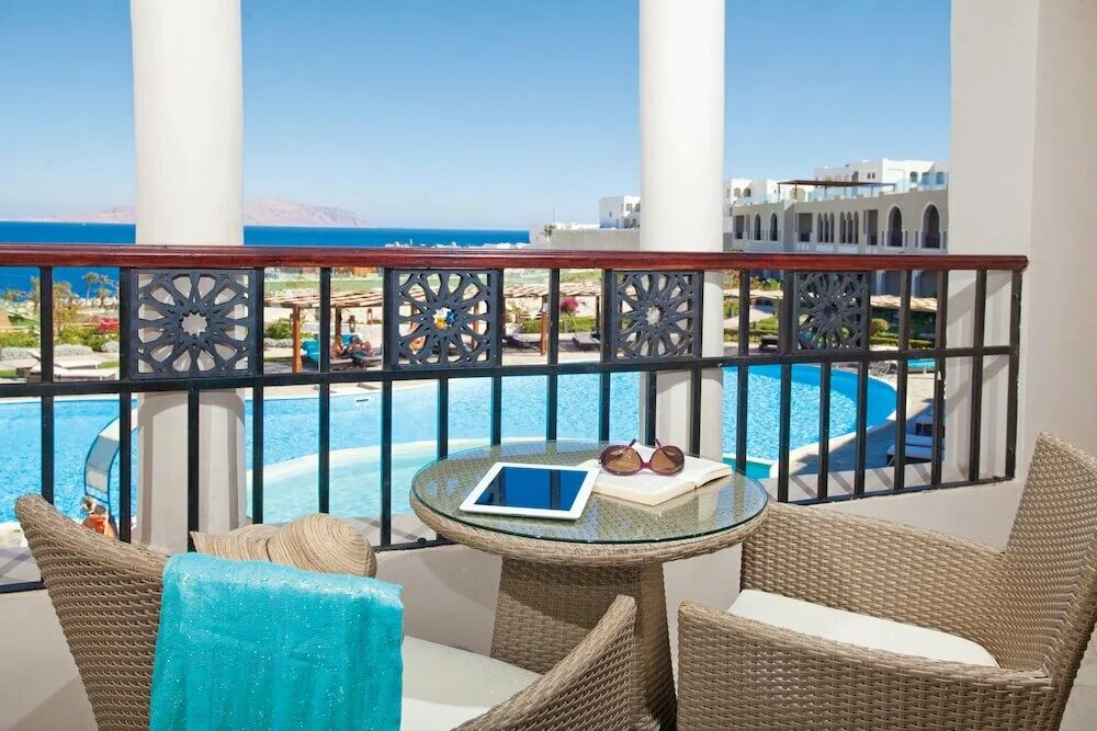 Sunrise grand select arabian beach resort 5 египет шарм-эль-шейх. Санрайз гранд селект арабиан бич резорт шарм-эль-шейх. Отель санрайз арабиан шарм. Санрайз гранд селект шарм эль шейх. Sunrise arabian grand select 5*.