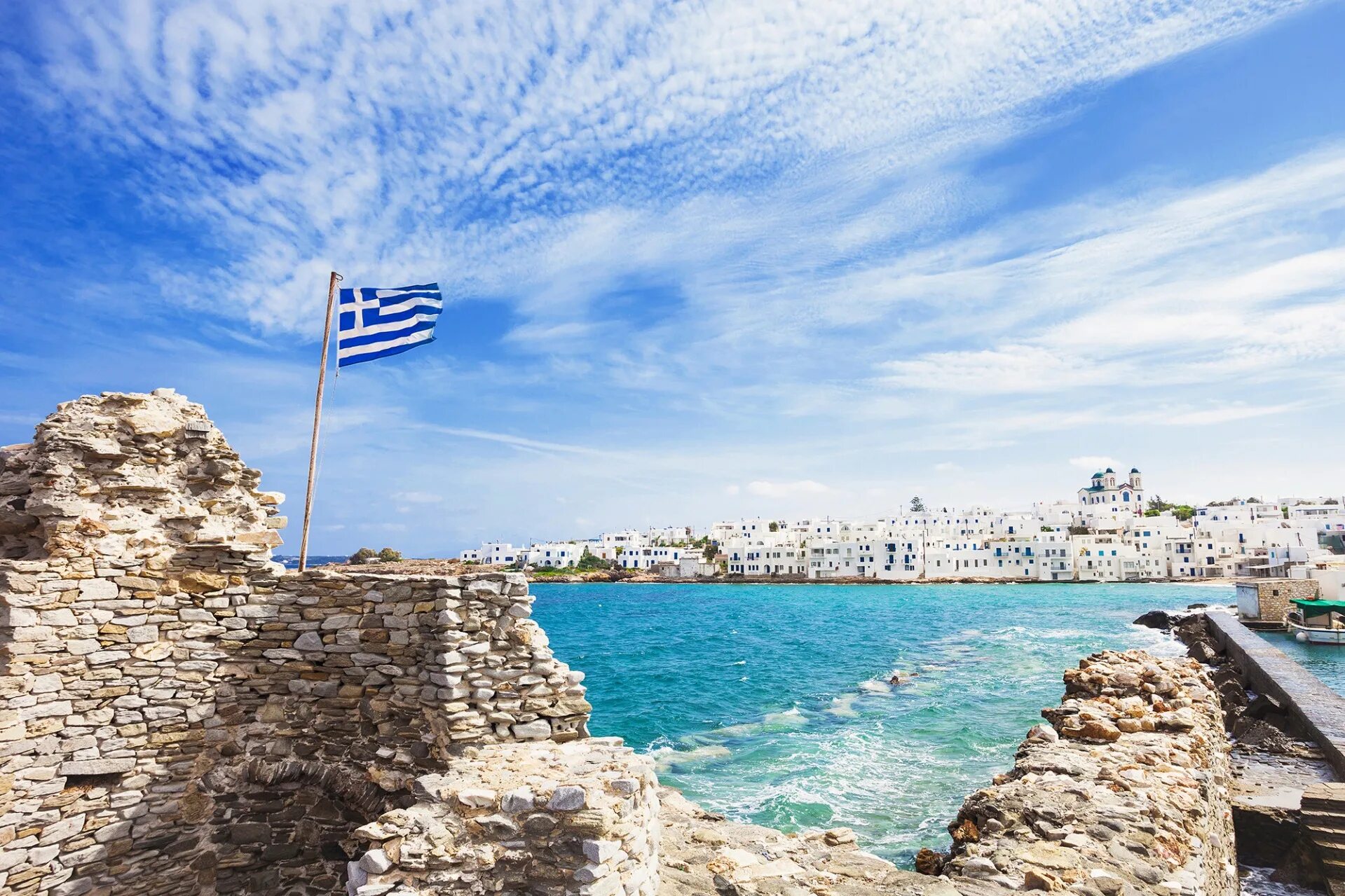 Красивая на греческом. Родос Кипр. Греция Крит флаг. Кипр и Крит. Остров Кипр Греция.