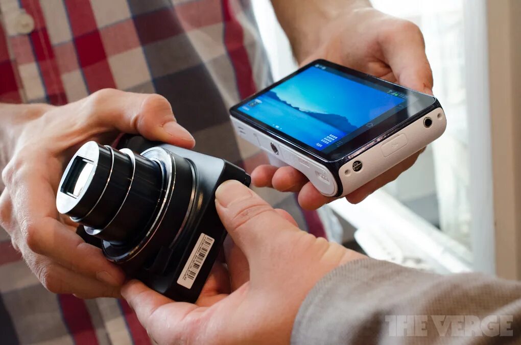 Samsung Galaxy Camera. Фотоаппарат на андроид. Самсунг камера на андроиде. Портативный фотоаппарат. Купить камеру для андроид телефона