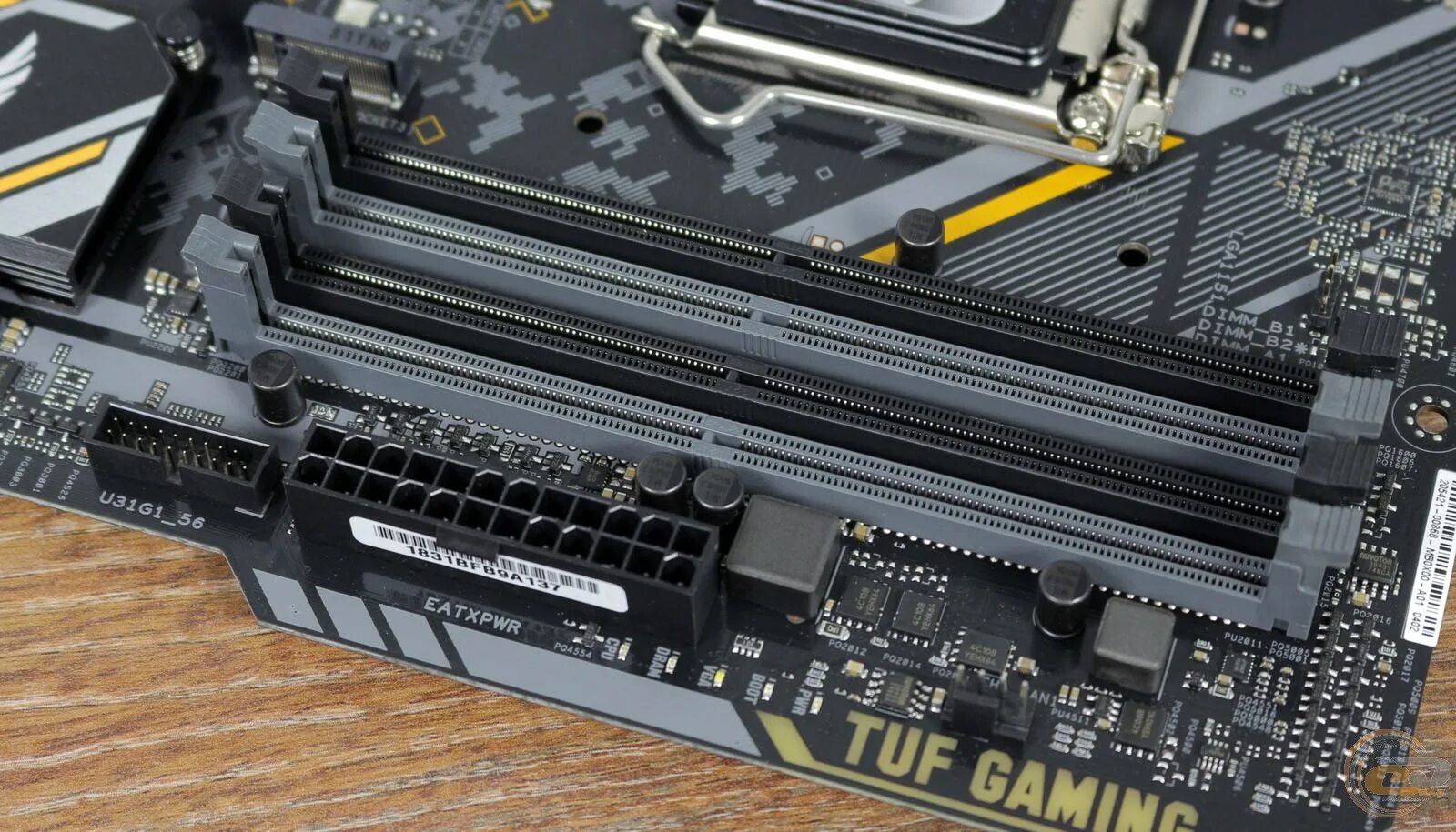 Слот dimm. ASUS TUF b360. ASUS TUF Оперативная память. ASUS TUF b360-Pro Gaming. B360 TUF.