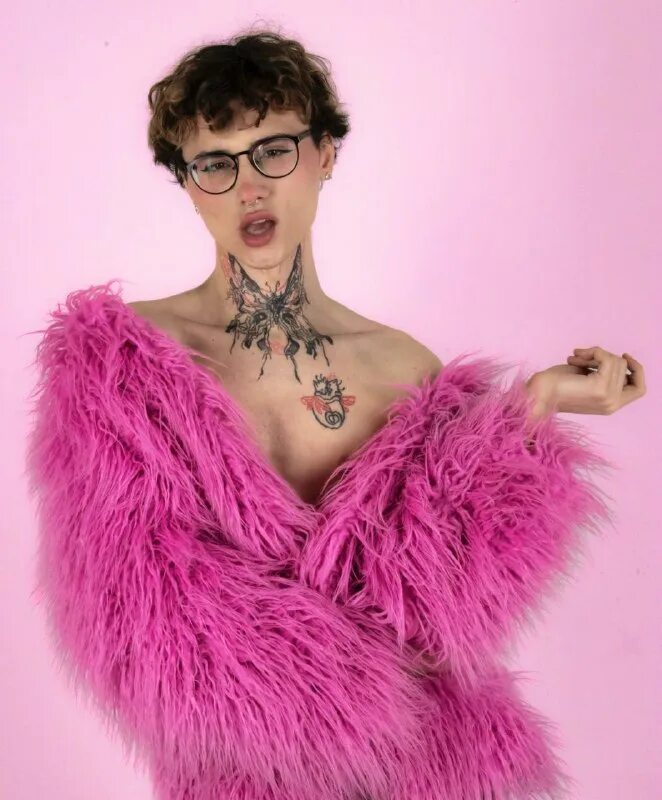 дурак блоггер. влад дурак фото. Lil skies с девушкой. дурак блоггер. дурак блоггер.