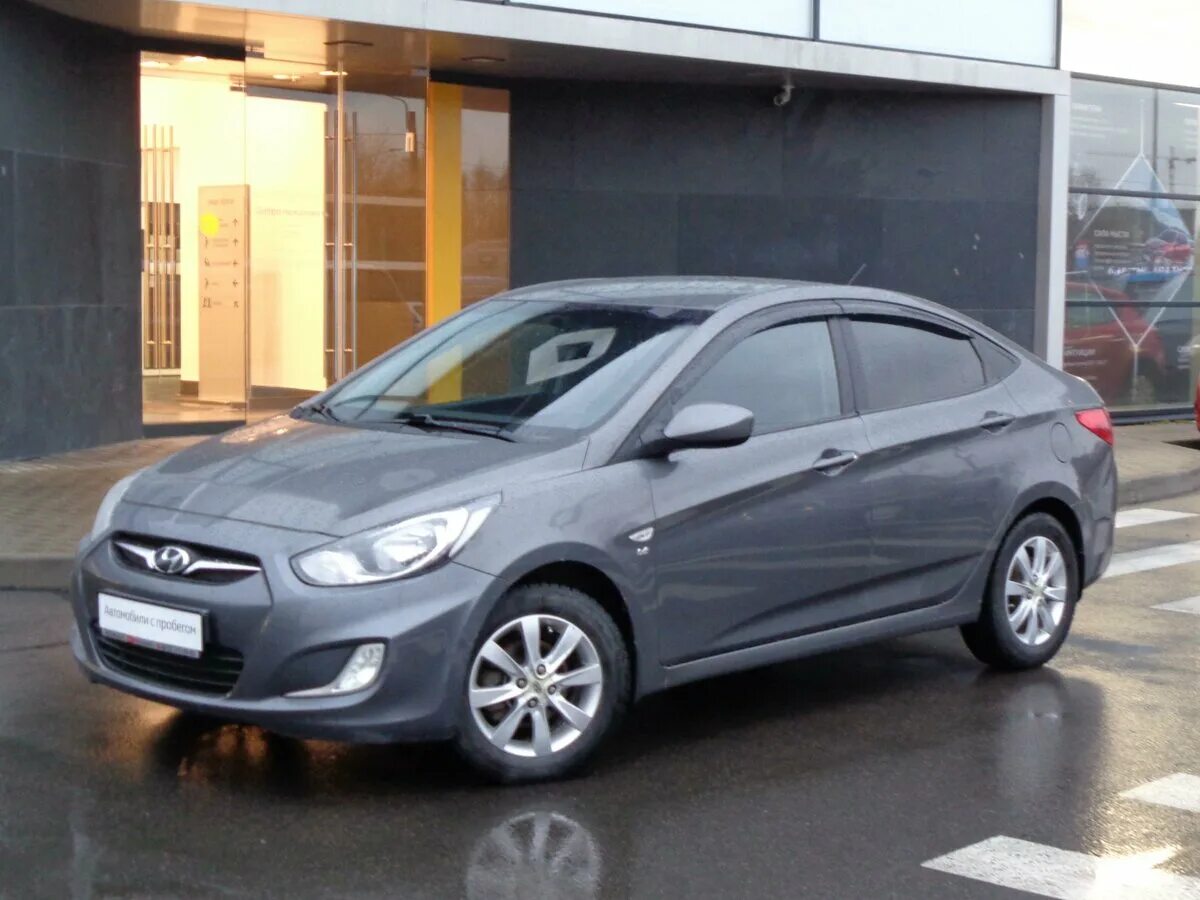 Хендай солярис 2012 1.4. Hyundai Solaris i 2012. Hyundai Solaris i 1.6. Хендай Солярис 2012 седан. Hyundai Solaris 1.8.