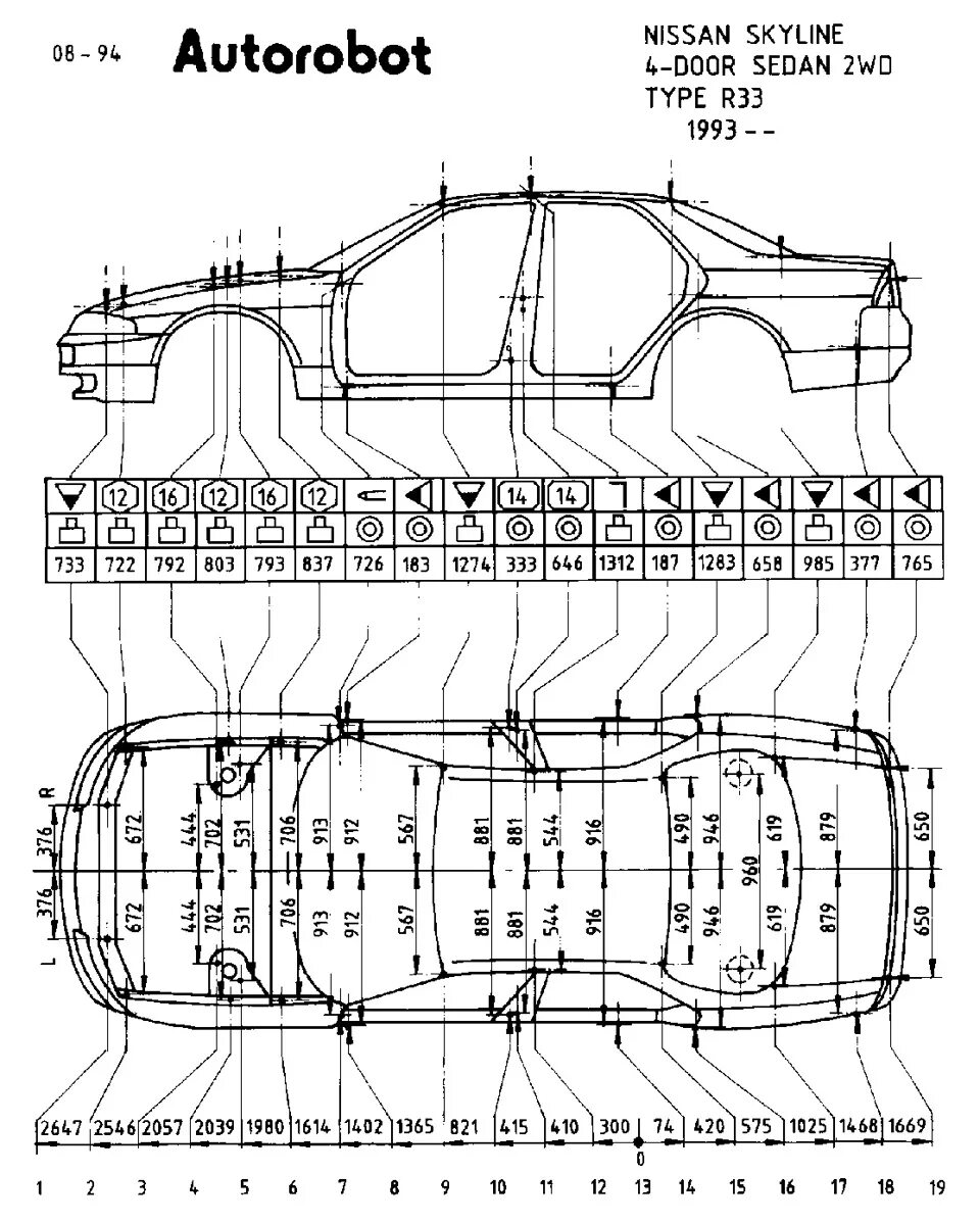 Ниссан примера р11 размер. Nissan Skyline r33 габариты. Nissan Skyline r34 габариты. Nissan Skyline r33 чертеж. Nissan Skyline r32 sedan чертеж.