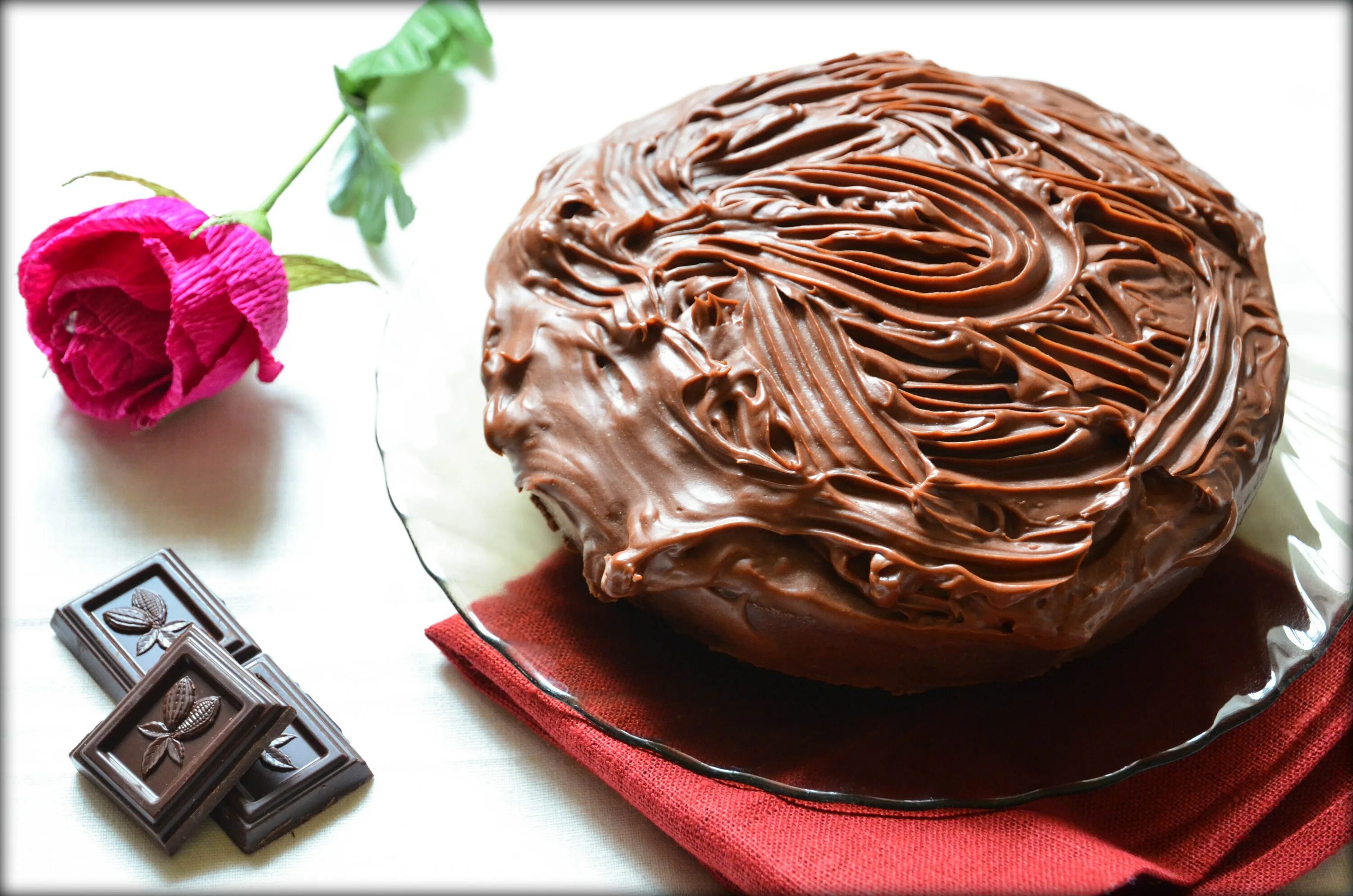 шоколадная глазурь ганаш. глазурь шокомилк крем брюле. торт с шоколадной глазурью. шоколадный глаз. хершис шоколадный торт.