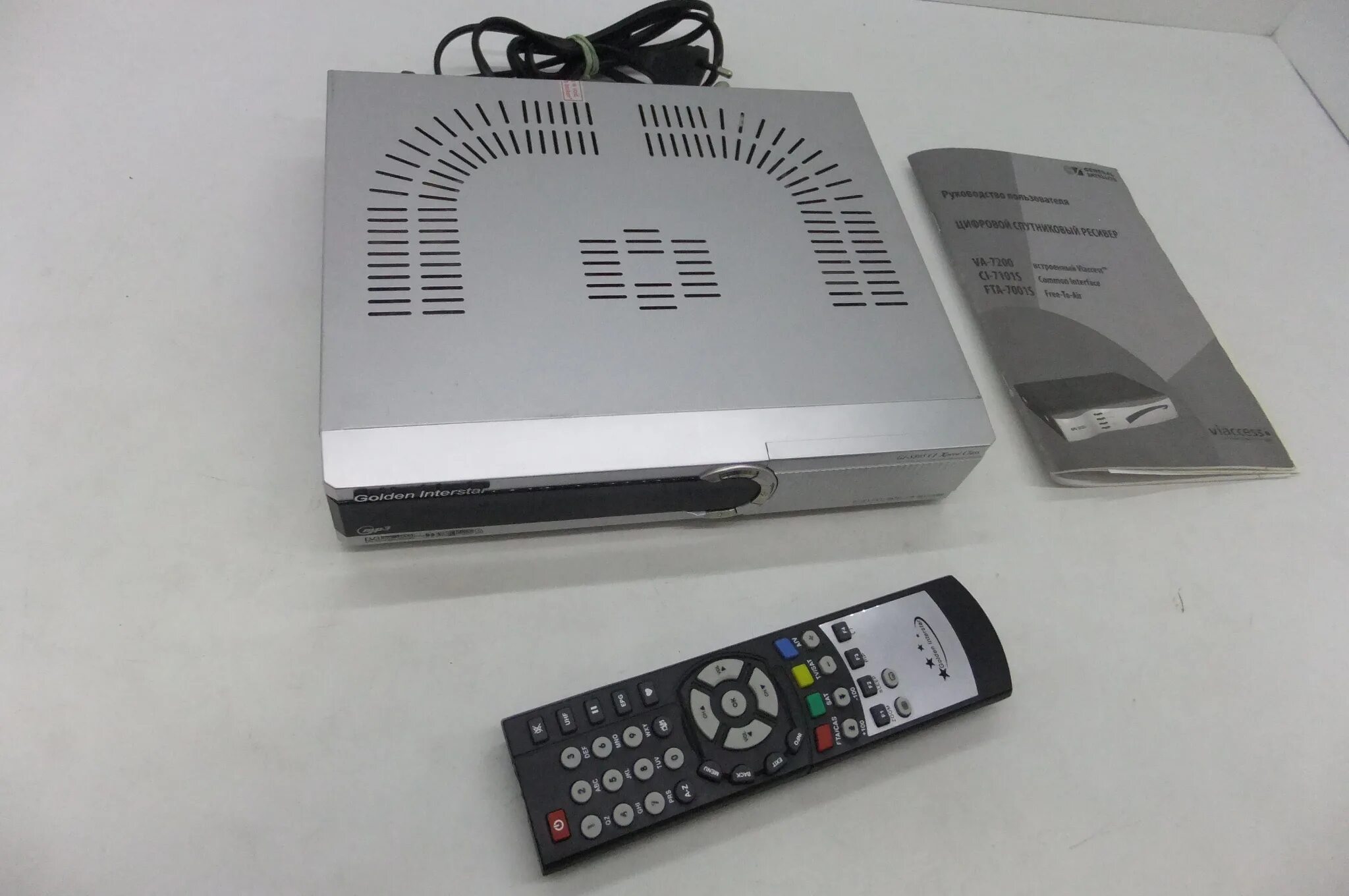 Авито тюнеры. Technics тюнер st-g460. Голден интерстар ресивер gi-s805. Тюнер uzdigital t8000. Pioneer vsx-d514.