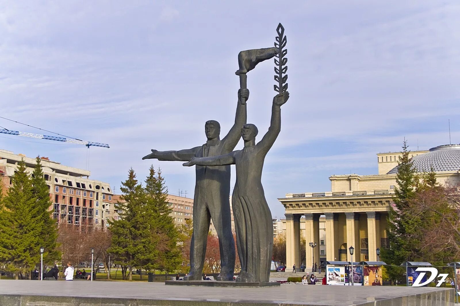 Новосибирск достромичательности. Площадь Ленина Новосибирск. Примечательности города Новосибирска. Новосибирский достопримечательности Новосибирска. Памятники архитектуры города новосибирска