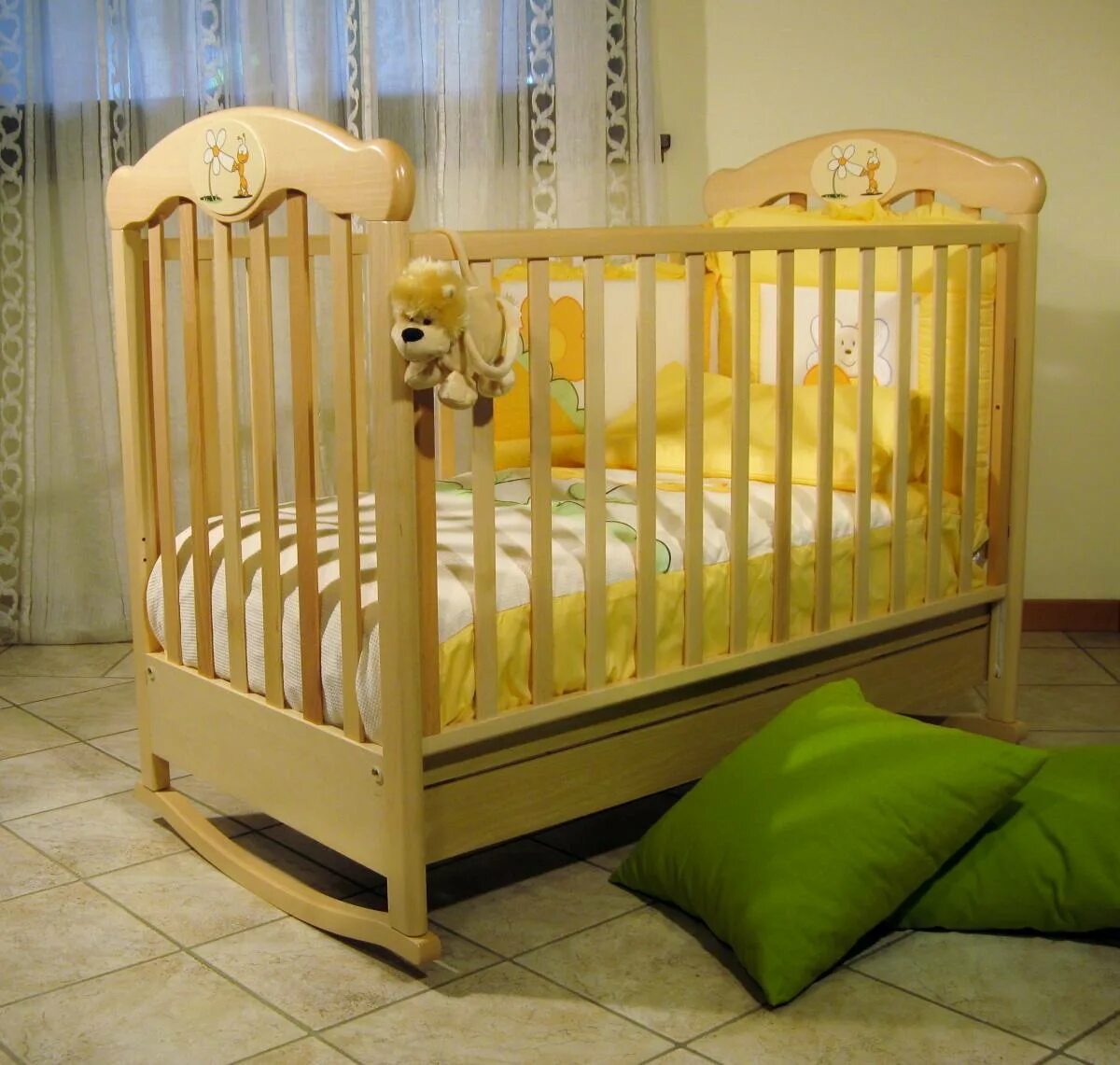Ванечка колесо качалка кроватка гандылян. Фотографии кроватки. Pali prestige principe. Балдахин pali caprice royal. Baby italia слоновая кость.