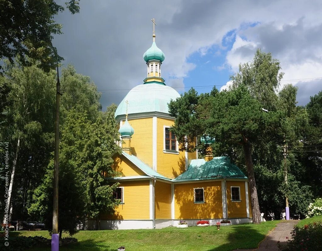 Погода в дмитровском районе деденево. Спасо-Влахернский монастырь Дмитровский район. Храм в Деденево Дмитровского района. Влахернский монастырь Деденево. Монастырь в Деденево Дмитровский район.