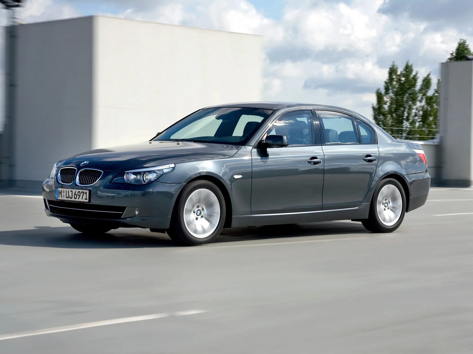 Bmw 5 series e60. BMW 5 e60 2008. BMW sirius5 e60. БМВ е61 седан.